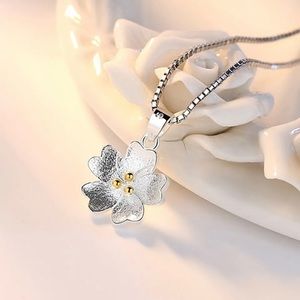 925 Sterling Silver Flower Necklace
